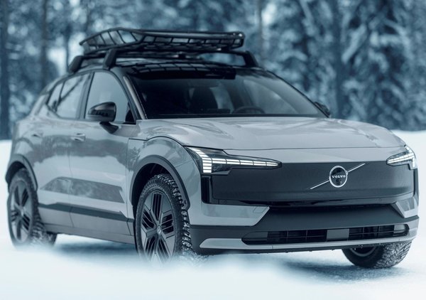 Volvo EX30 Cross Country