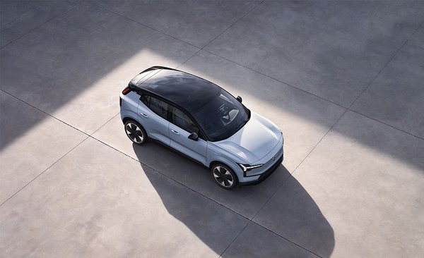 Volvo EX30 - Sunroof