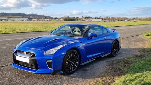 2020 Nissan GTR - OS Front