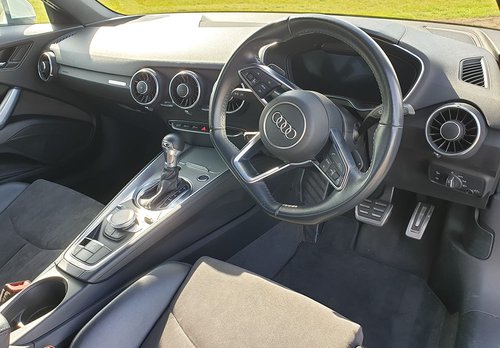 2017 Audi TT - Dashboard