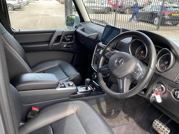 2017 Mercedes-Benz G350 3.0 CDI V6 G-Tronic - Front Cabin