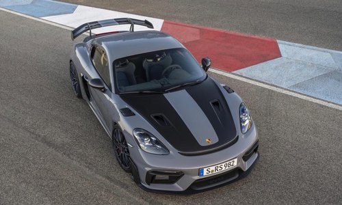For The Purist: Porsche’s 718 Cayman GT4 RS