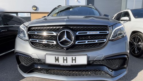 2018 Mercedes GLS 63 AMG V8 - Grille