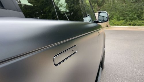 2021 BMW 320i xDrive - Grille