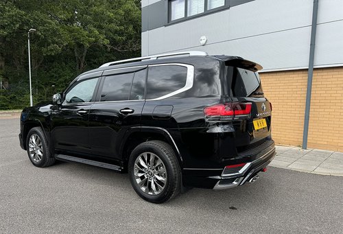 2023 Toyota Land Cruiser ZX 300