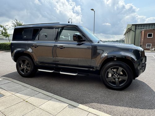 2024 Land Rover Defender XDynamic HSE