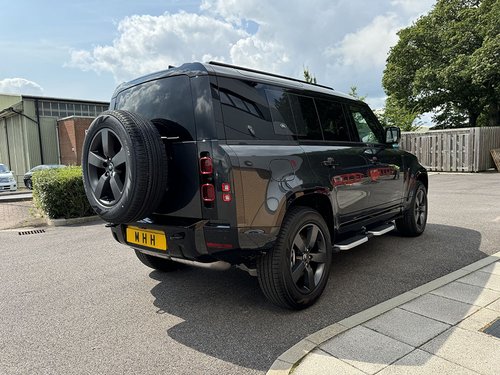 2024 Land Rover Defender XDynamic HSE