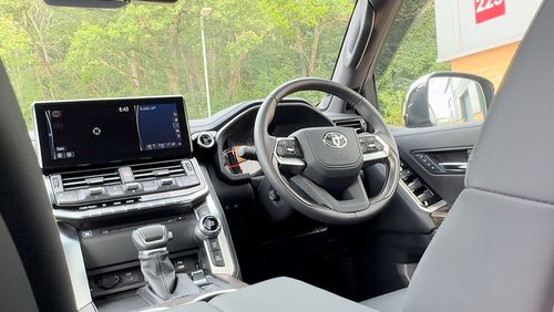2023 Toyota Land Cruiser ZX 300