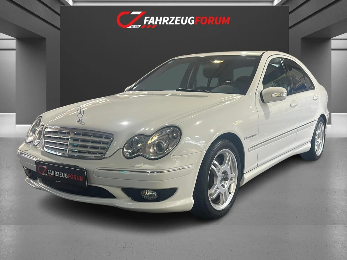 Забутий швидкий універсал Mercedes: чому C 32 AMG сьогодні коштує в рази дешевше за конкурентів