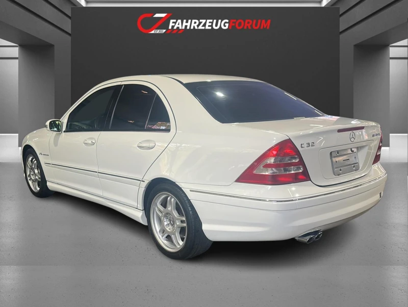 Mercedes C 32 AMG