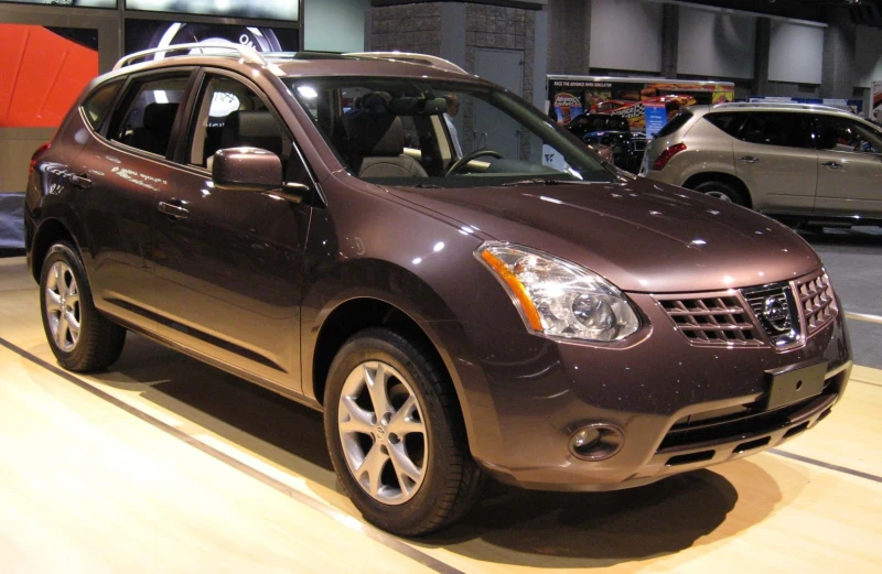 Nissan Rogue I 2007–2013