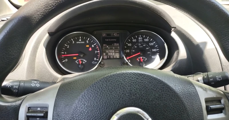 Nissan Rogue I 2007–2013