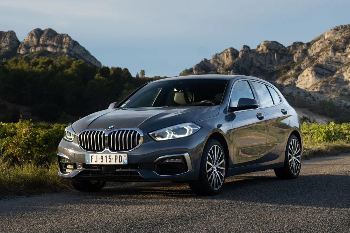 BMW 1 Series III (третье поколение 2019–2024) F40/F52 – обзор поколения