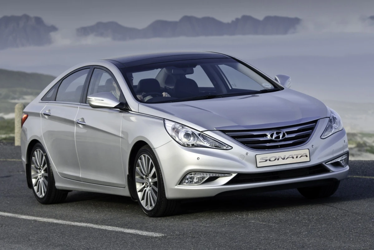 Hyundai Sonata VI (YF, 2009-2014) — обзор поколения