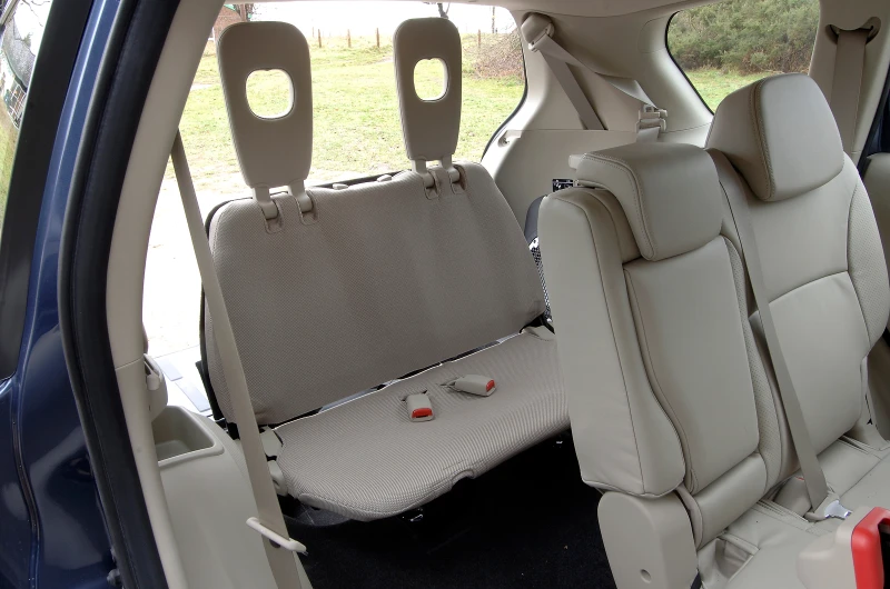 Mitsubishi Outlander II (2007–2012)