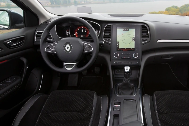 Интерьер Renault Megane IV (Mk4, Typ BFB/BFK) (2016–2023) — салон, комплектации и изменения для рынка Украина