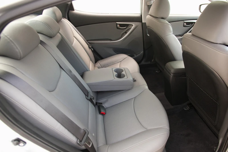 Hyundai Elantra V (2010–2015)