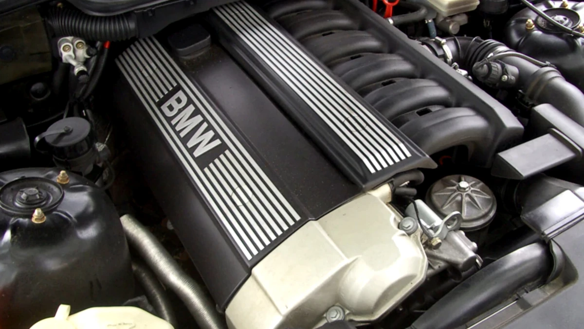 Технічні характеристики покоління BMW 3 Series III (1990-2000) – усе про двигуни, трансмісії та розміри для України