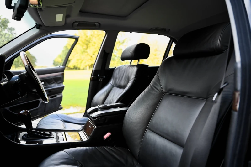 BMW 7 Series III E38