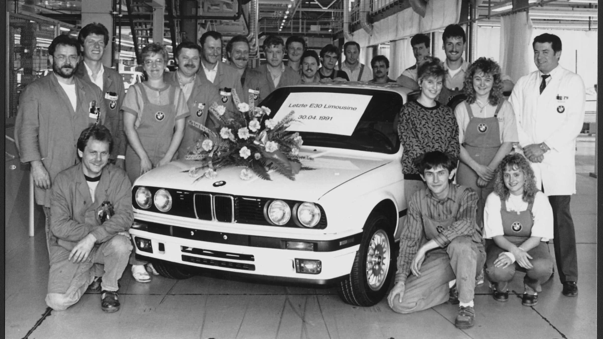 Заводу BMW у Регенсбурзі — 40 років: від класичного складання до цифрового виробництва