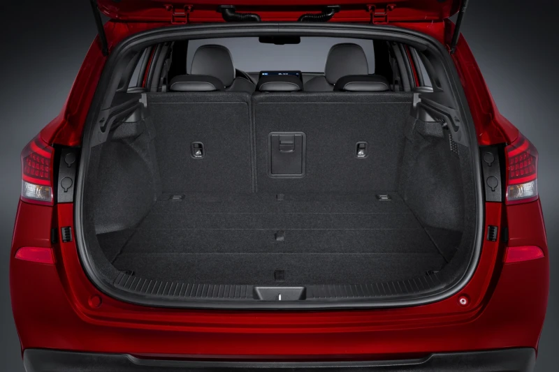 Інтер’єр Hyundai i30 III PD