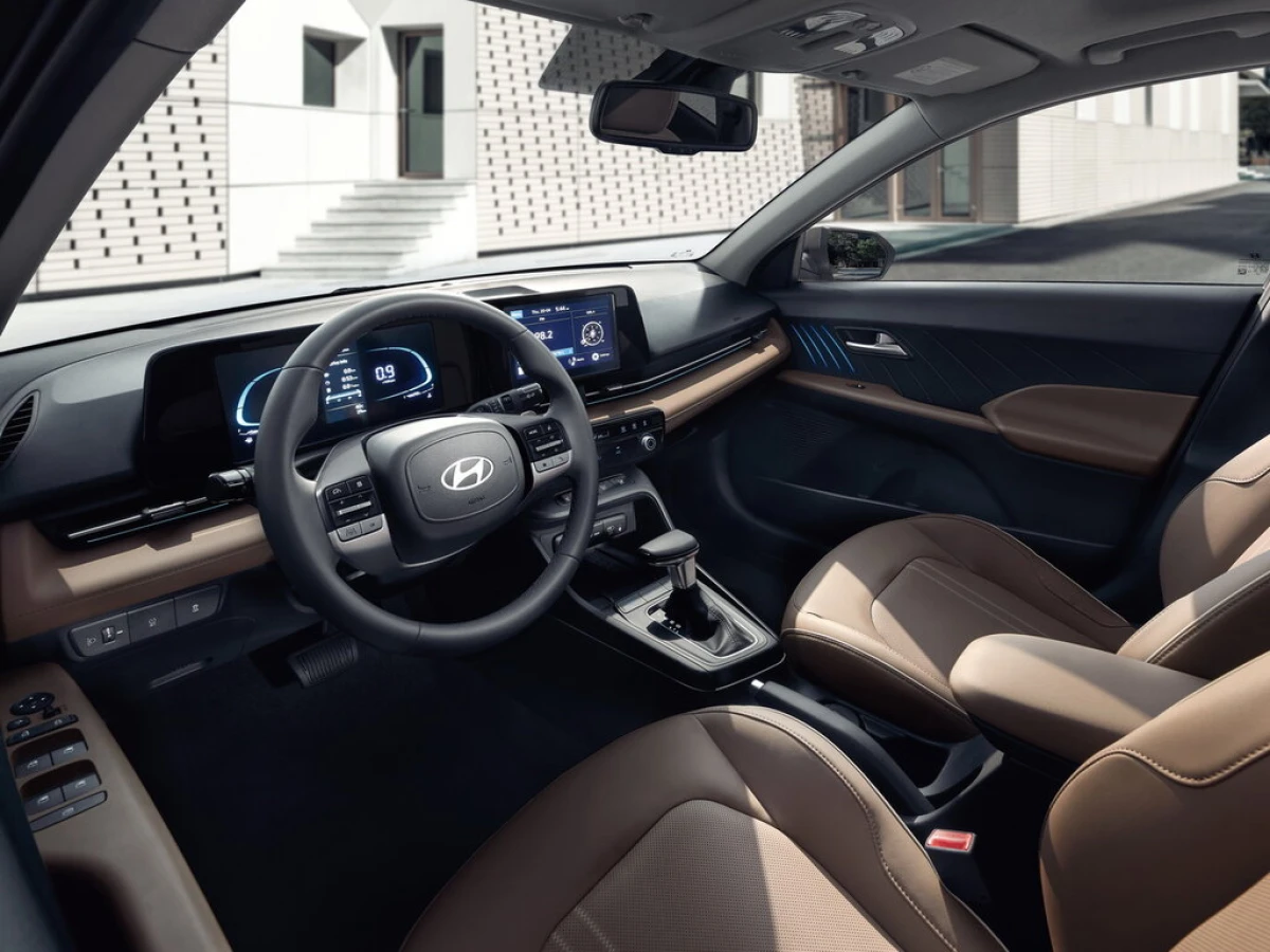 Інтер’єр покоління Hyundai Accent VI (BN7) (2023–дотепер) — салон, комплектації та зміни для ринку України