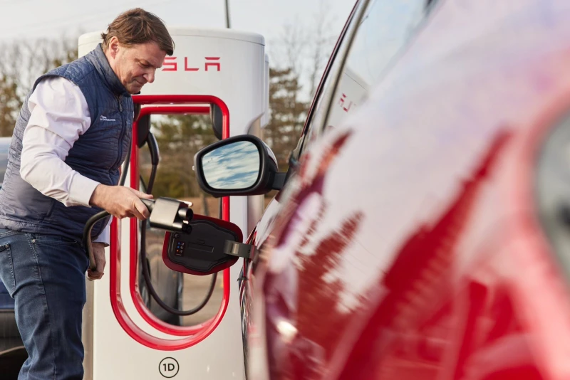 Чому електричний підрозділ Ford і далі приносить мільярдні збитки