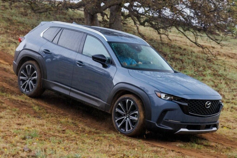 Технічні характеристики покоління Mazda CX-50 I (VA) (2022–дотепер) — двигуни, трансмісії та розміри для ринку України