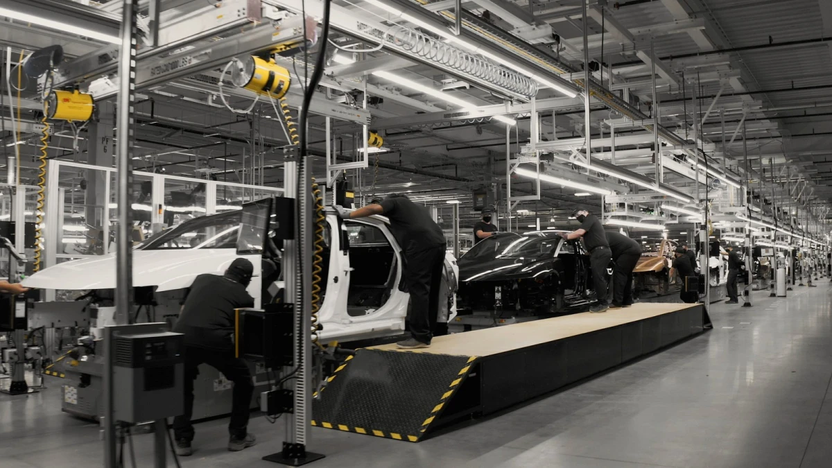 Lucid Motors: від ринкової ейфорії до масштабних скорочень