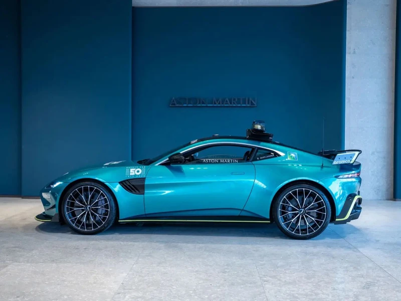 Aston Martin Vantage F1 Safety Car