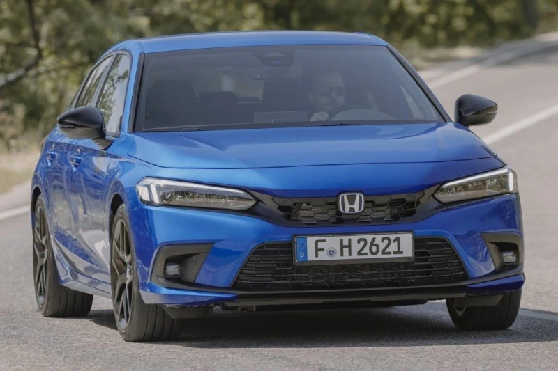 Технічні характеристики покоління Honda Civic XI (FE / FL) (2021–дотепер) — двигуни, трансмісії та розміри для ринку України