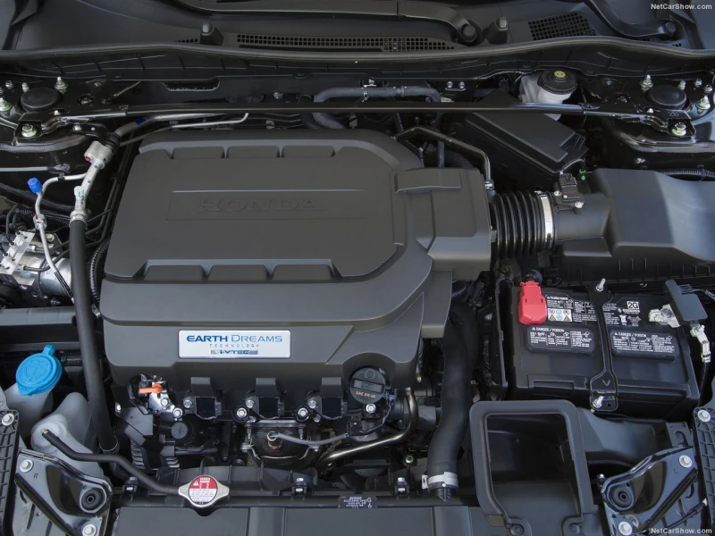 Honda Accord IX (2012–2017)