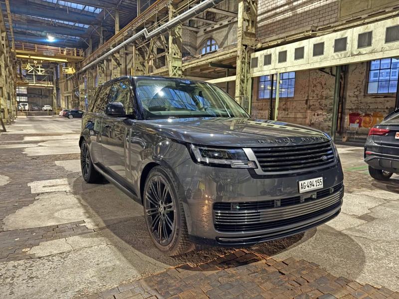 Range Rover SV P615: розкішний позашляховик із потужним V8 та комфортом преміум-класу
