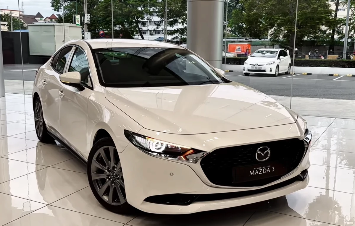 Mazda 3 2026 — особливості моделі, до якого покоління належить і що важливо знати для ринку України