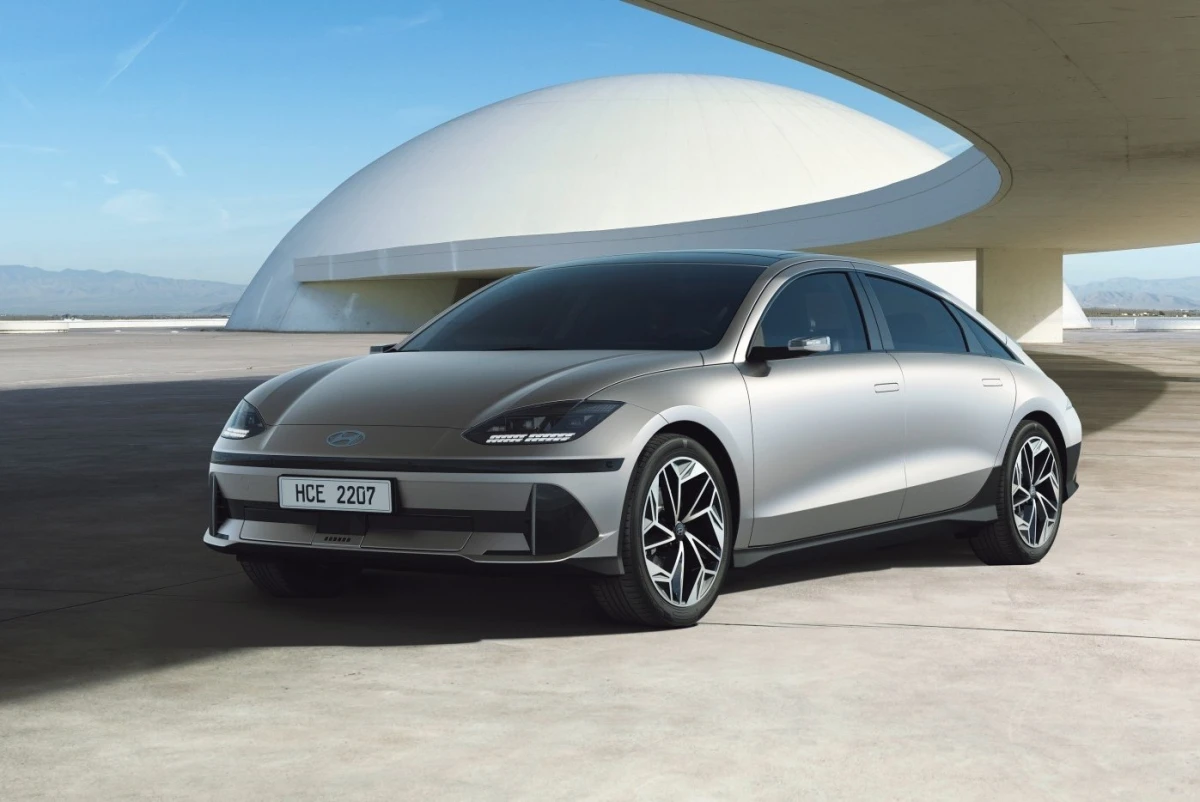 Hyundai Ioniq 6 I (CE) — огляд покоління