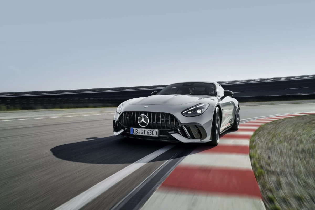Mercedes-AMG GT другого покоління: зміна характеру та нова аудиторія