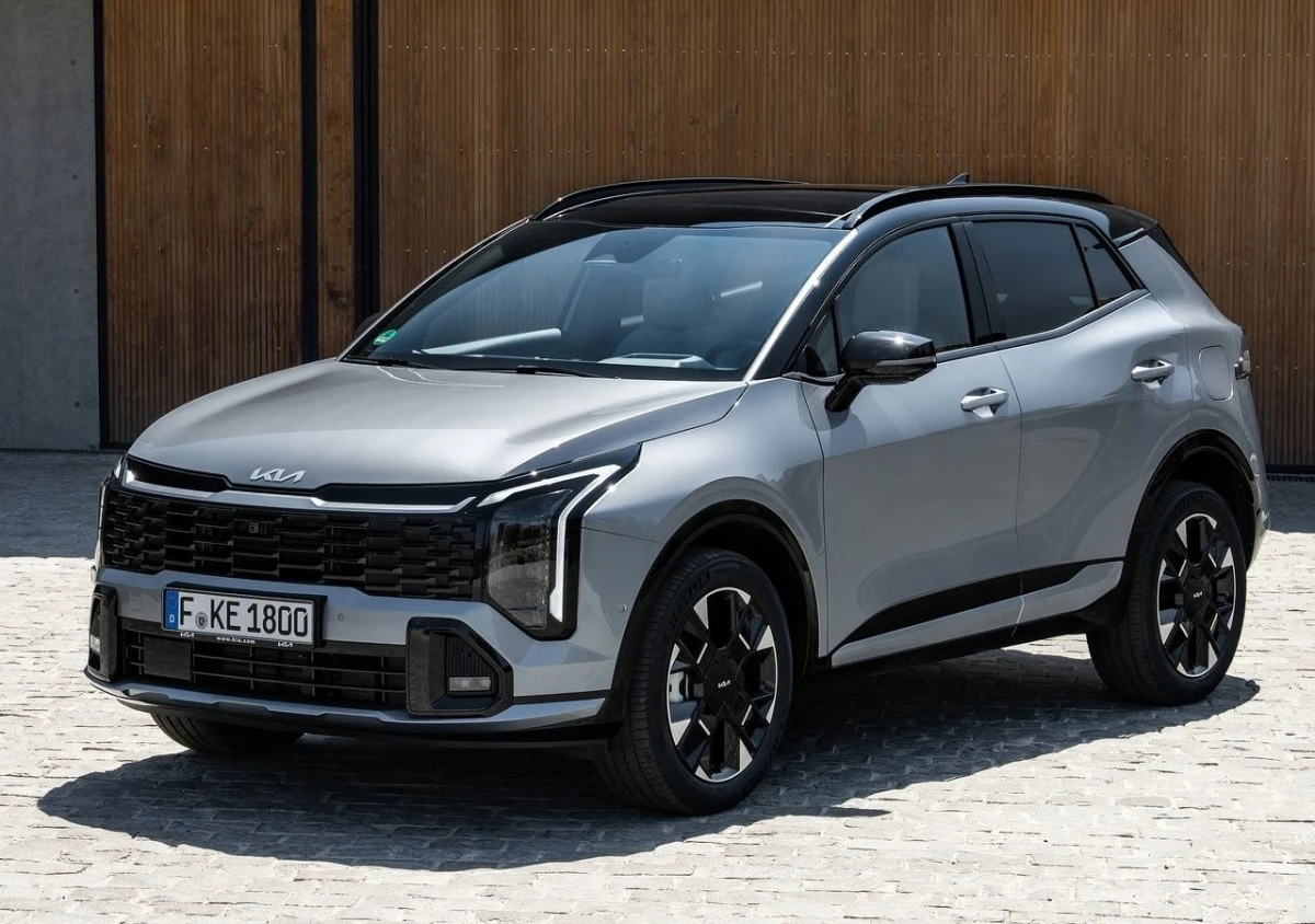 Технічні характеристики покоління Kia Sportage V (N3) (2022–дотепер) — двигуни, трансмісії та розміри для ринку України