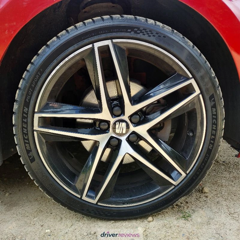 Michelin Pilot Sport 5