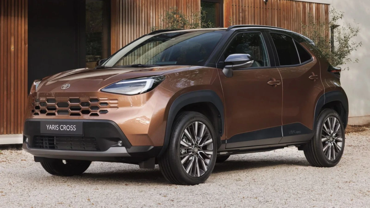 Оновлена Toyota Yaris Cross: сміливий дизайн і незмінна техніка