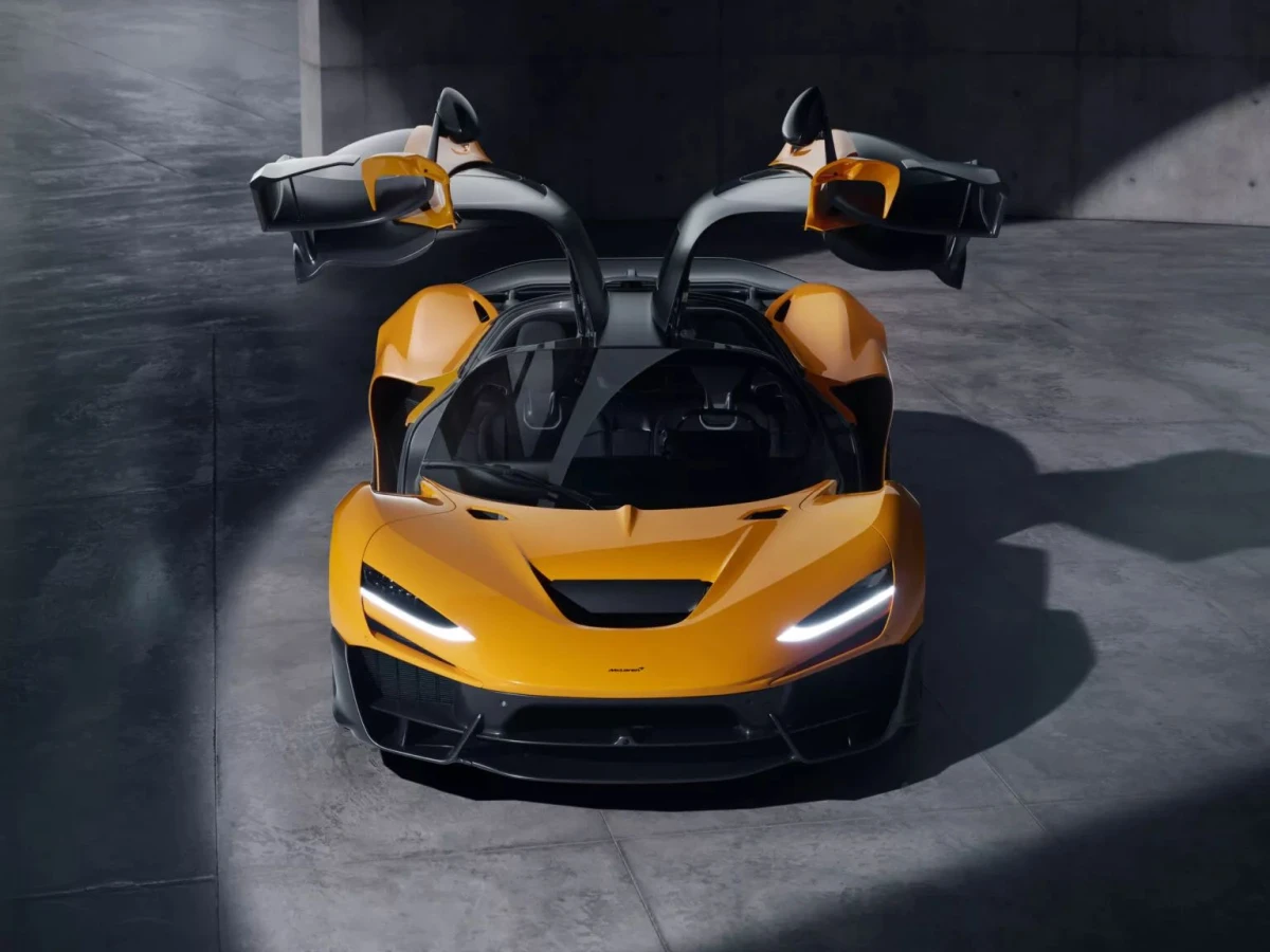 Новий етап для McLaren: ставка на традиційні технології та розширення модельного ряду