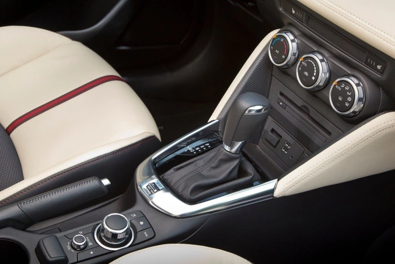 Mazda 2 IV (DJ) 2014–2019