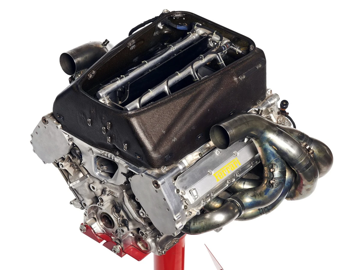 Формула-1 може повернутися до моторів V8: курс на спрощення та видовищність