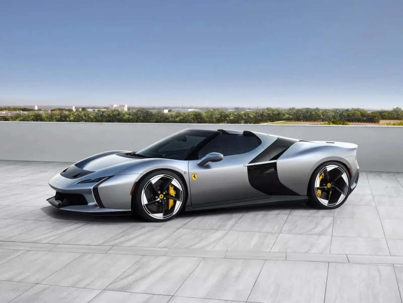 Ferrari HC25: індивідуальний проєкт із атмосферою класичних суперкарів