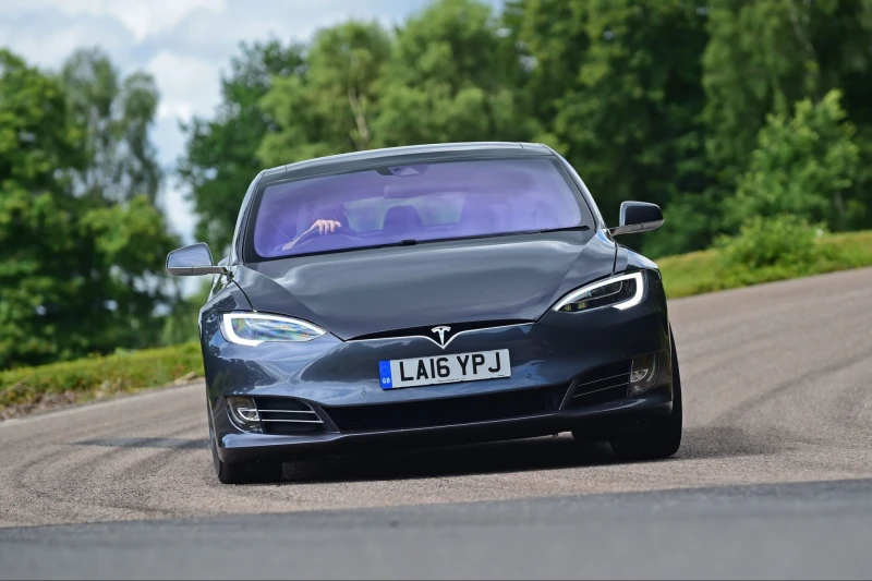 Tesla Model S II Palladium
