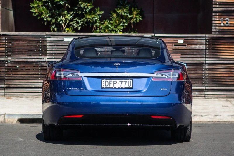 Tesla Model S II