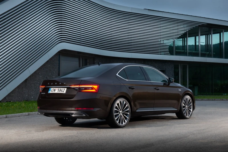 Skoda Superb III (3V)