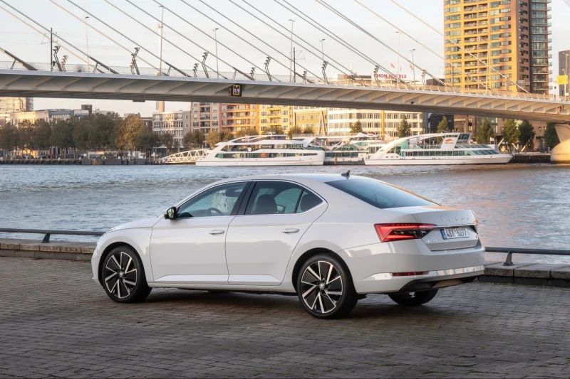 Skoda Superb III