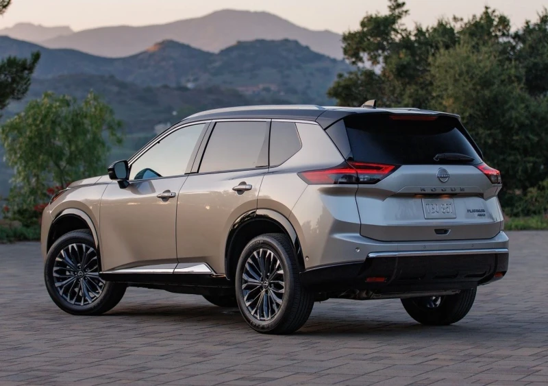 Nissan Rogue III (T33)