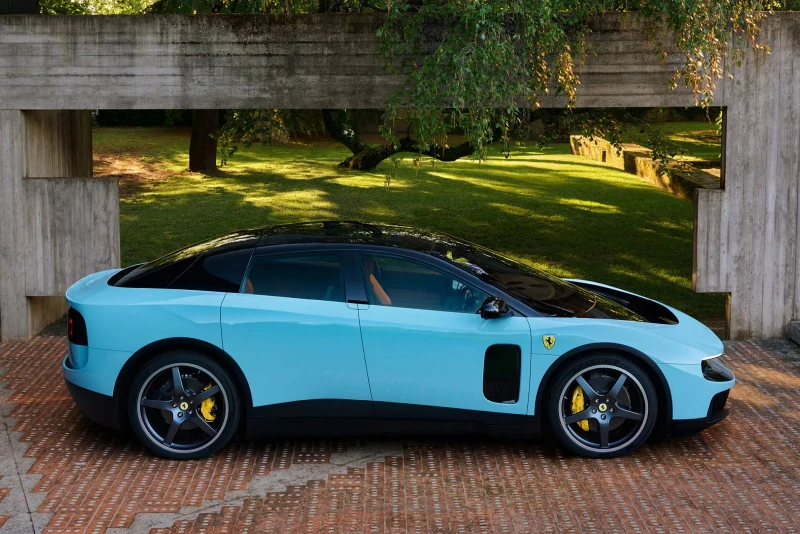 Ferrari Luce