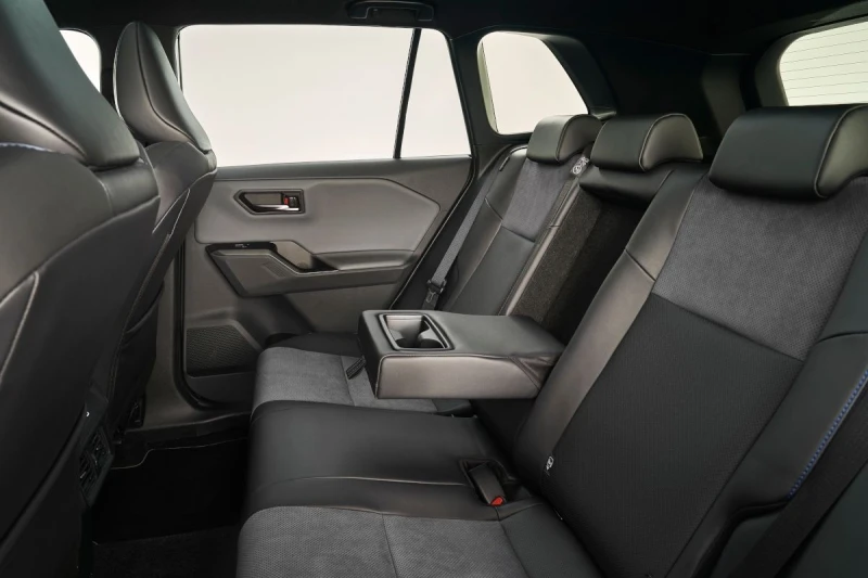 Toyota RAV4 VI 2026